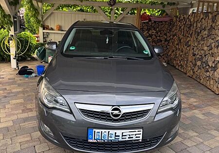 Opel Astra Sports Tourer 1.4 T ecoF Edition 103 S...