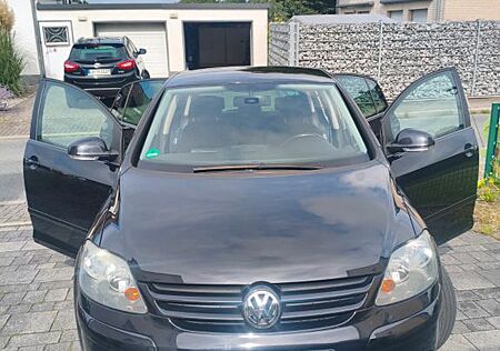 VW Golf Plus Volkswagen 1.6 Tour, TÜV11/26, 8fach bereift, AHK