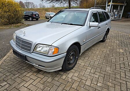 Mercedes-Benz C 220 CDI T CLASSIC Tüv Oktober 2027
