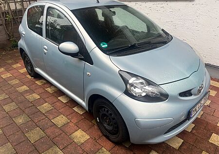 Toyota Aygo (X) Aygo (X) KLIMA 4-türig HU 10/2026