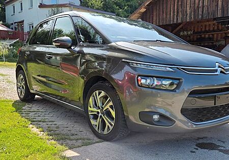 Citroën C4 Picasso PureTech 130 Exclusive Stop & Sta...