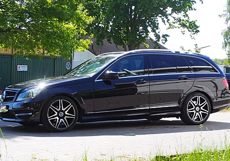 Mercedes-Benz C 220 CDI 4MATIC AMG Line