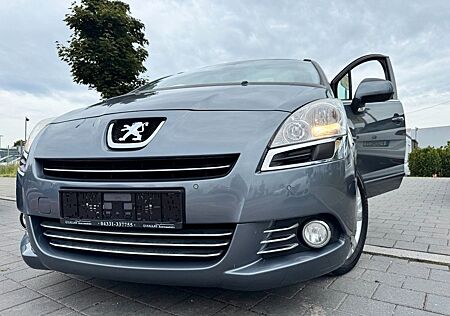 Peugeot 5008 Allure*2.HAND*NAVI*PANORAMA*ALU*PDC