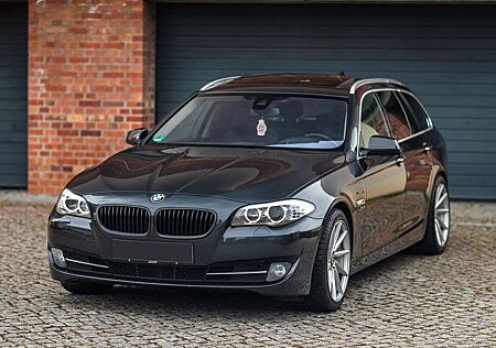 BMW 530 Baureihe 5 Touring d xDrive