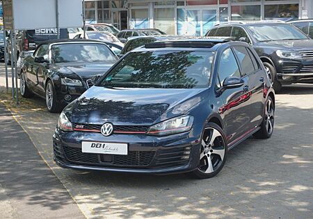 VW Golf Volkswagen VII Lim. GTI Performance / Pano./ Leder/ACC