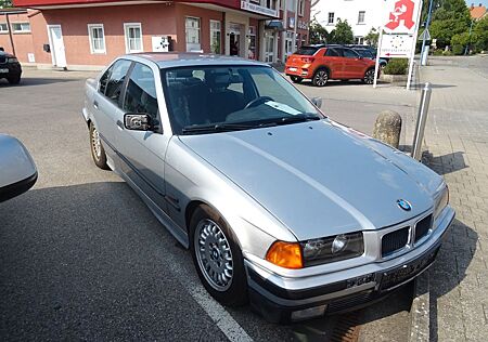BMW 320i e36 Automatik Tieferlegung Klima SD HU NEU