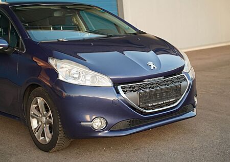 Peugeot 208 1.6 Intuitive 120 VTi// NR 34