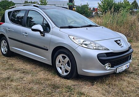 Peugeot 207 SW Urban Move*1.HD*PANO*Isofix*Allwetterr.*