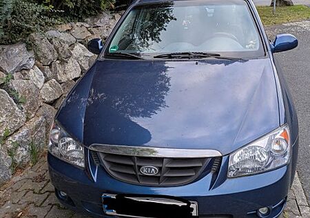 Kia Cerato 2.0 CRDi EX Steilheck EX - TÜV neu