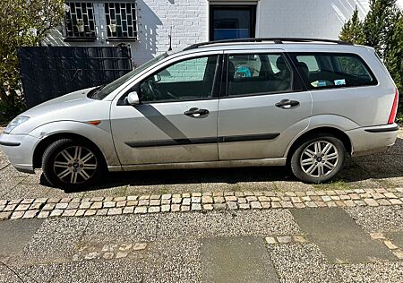 Ford Focus 1,6 Ambiente Ambiente