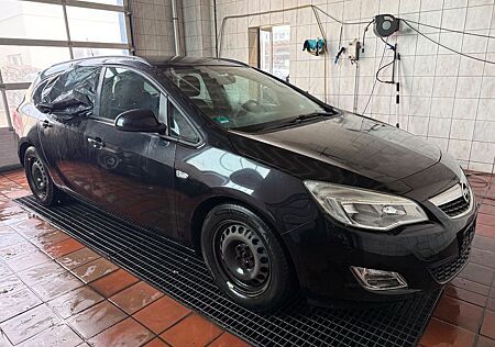 Opel Astra J Sports Tourer Edition 1.6