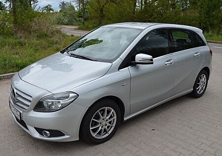 Mercedes-Benz B 180 CDI BlueEFFICIENCY -TOP