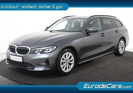 BMW 318i Touring Auto *1.Hand*Leder*Navi*SHZ*EHK*