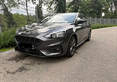 Ford Focus 1,5 EcoBoost 110kW ST-Line Auto ST-Line