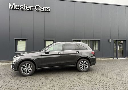 Mercedes-Benz GLC 300 de 4Matic,Panorama,Distronic,AMG Line