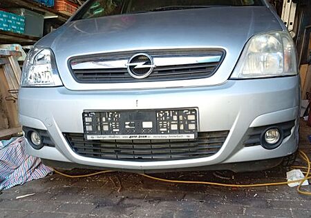 Opel Meriva 1.6 -