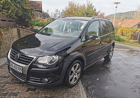VW Touran Volkswagen Croos 2.0 TDI 125 kW DSG DPF Highline