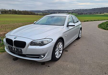 BMW 530d | VOLLAUSSTATTUNG | ST.HEIZUNG | SOFT CLOSE
