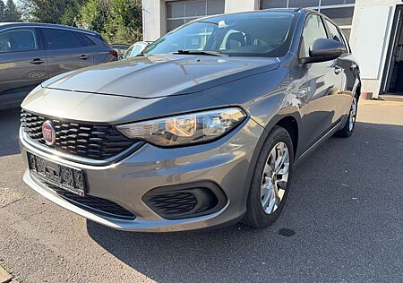 Fiat Tipo Street NAVI/SHZ/TEMPO