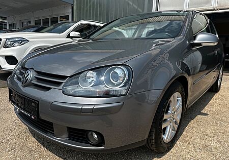 VW Golf Volkswagen V Lim. Tour