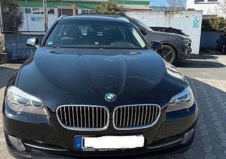 BMW 528i Touring