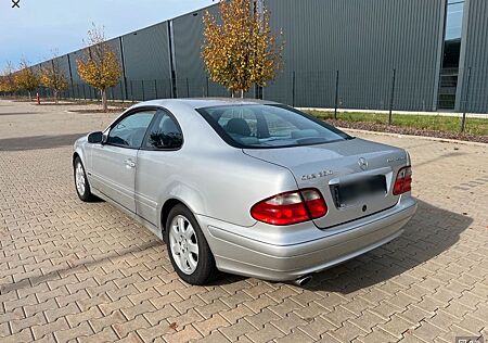 Mercedes-Benz CLK 230 KOMPRESSOR Avantgarde