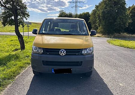 VW T5 Transporter Volkswagen Transporter T5 mit frischem Tüv