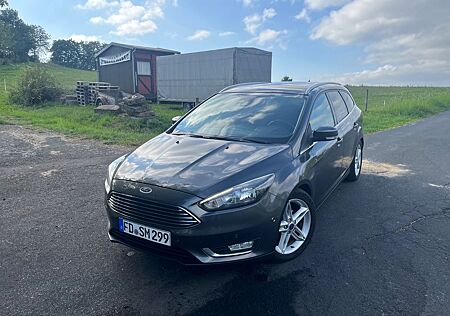 Ford Focus 1,5 TDCI Titanium TOP AUSSTATTUNG