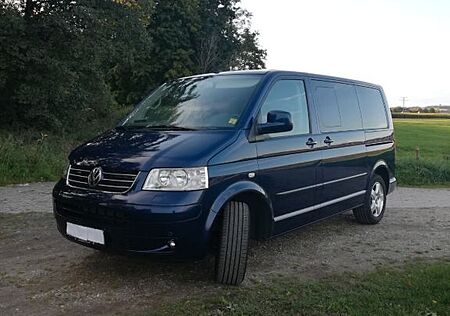 VW T5 Multivan Volkswagen Highline 2.5 Tdi