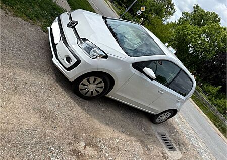 VW Up Volkswagen ! 1.0 55kW move ! move !