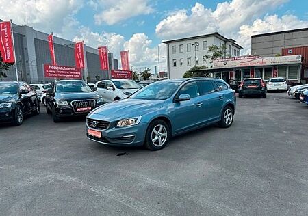 Volvo V60 Kombi 2.0 Diesel*Navi*Tempo*PDC*1.Hand*TOP