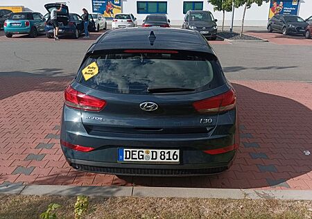 Hyundai i30 1.5 Pure Pure
