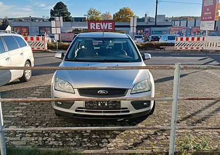 Ford Focus 2,0TDCi 81kW PowerShift DPF Titanium T...