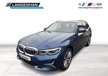 BMW 330e xDrive Touring Luxury Line Head-Up HiFi