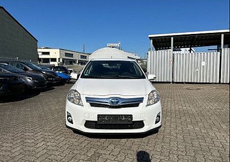 Toyota Auris Hybrid Life