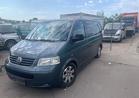 VW T5 Shuttle Volkswagen