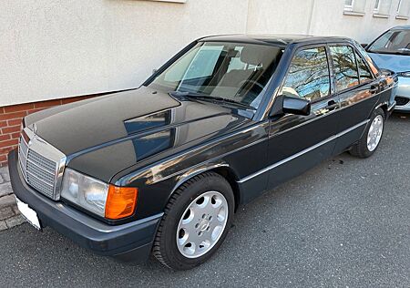 Mercedes-Benz 190 Mercedes E 1.8 im gepflegten Zustand