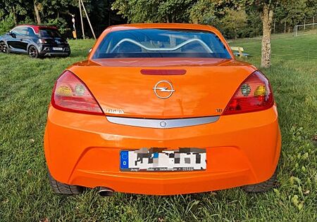 Opel Tigra 1.8 -