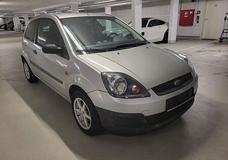 Ford Fiesta Ambiente Tüv Neu