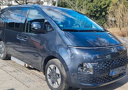 Hyundai Staria 2.2 CRDi Prime behindertengerecht