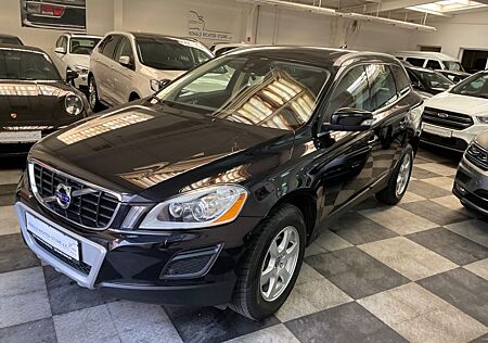 Volvo XC 60 XC60 Summum 2WD Aut. Leder Pano,Xenium