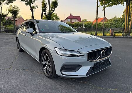 Volvo V60 B3 DCT Core Core
