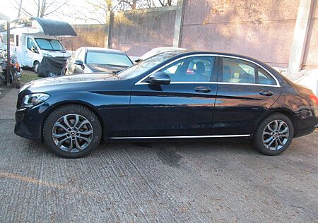Mercedes-Benz C 220 d 4MATIC AVANTGARDE Autom. AVANTGARDE