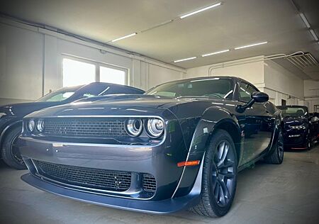 Dodge Challenger /6.4/V8/WIDEBODY/