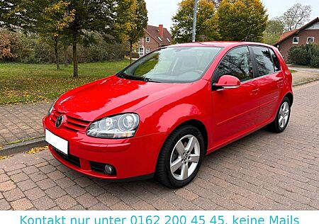 VW Golf Volkswagen 2.0 TDI UNITED XENON+NAVI - Zahnr.+WaPu NEU