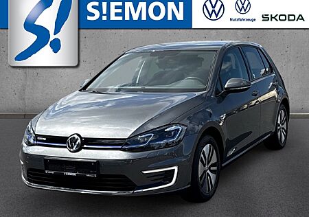 VW Golf Volkswagen e- LED CCS Wärmepumpe Kamera hzbWSS SHZ PDC