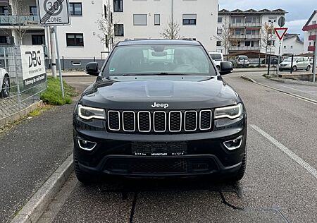 Jeep Grand Cherokee 3.0 4x4 Laredo TÜV NEU / Euro 6