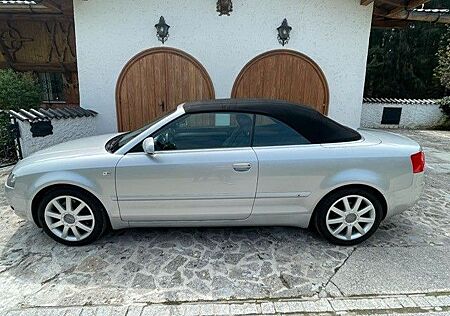 Audi A4 1.8 T Cabriolet -