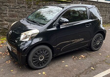 Toyota iQ + 1,0-l-VVT-i +