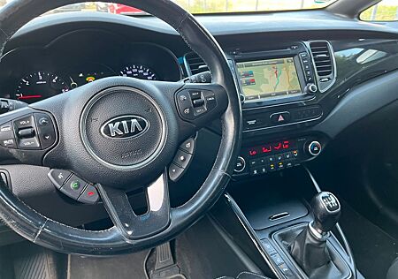 Kia Carens Spirit,7-SITZER+TÜV NEU+LED/XEN+PANO+NAVI